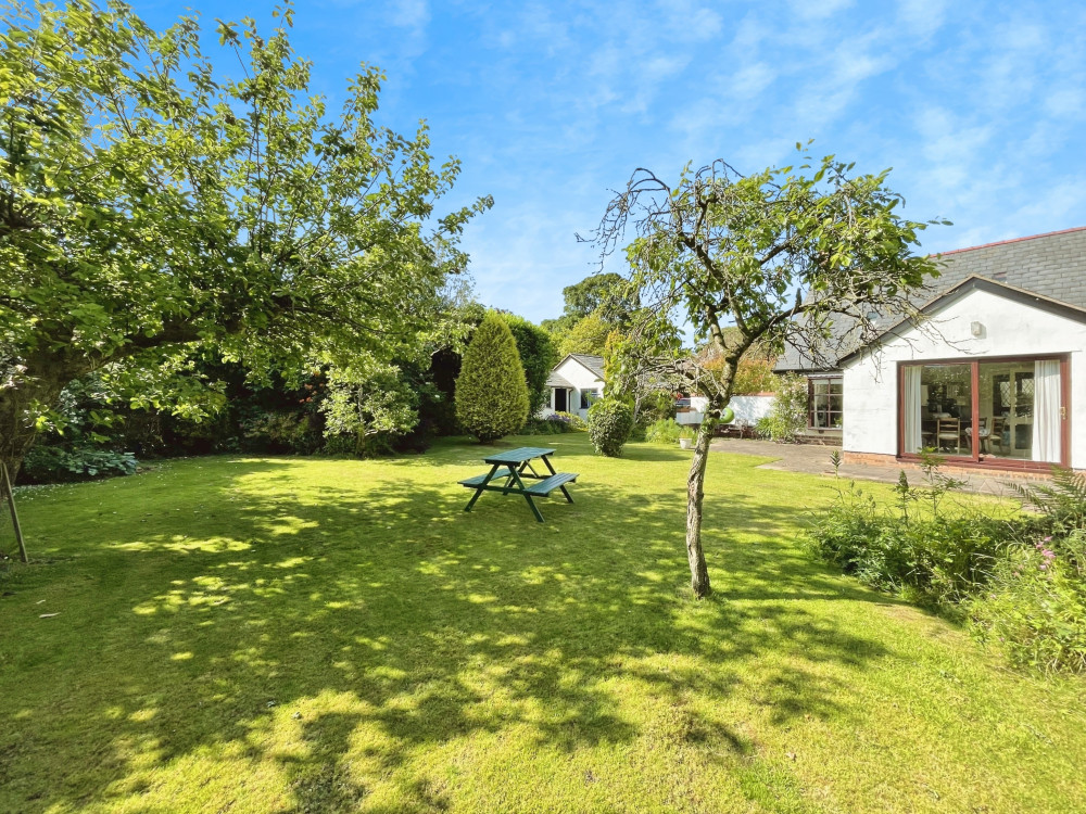 The property has appeal to those seeking to develop and modernise their home (Thornley Groves)