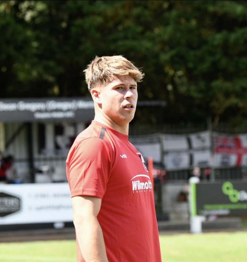 Crawford saves the day as Shepton ride their luck to earn a gritty point away at Street