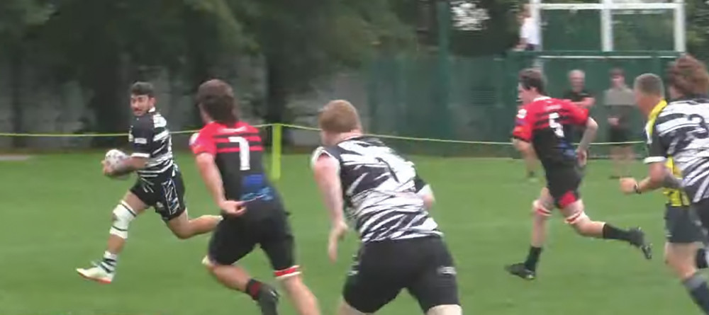 Kodie Holloway dissects the Campion defence on his way to the opening try. 