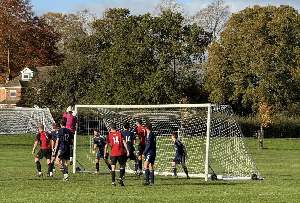Wardens beat Folly Lane on spot kicks to reach the next round of the Telegraph Cup Wardens beat Folly Lane on spot kicks to reach the next round of the Telegraph Cup