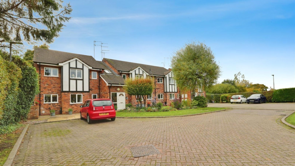 Tucked away in a peaceful and exclusive development of just a handful of retirement properties you will find this retirement apartment. (Photo: Stephenson Browne)