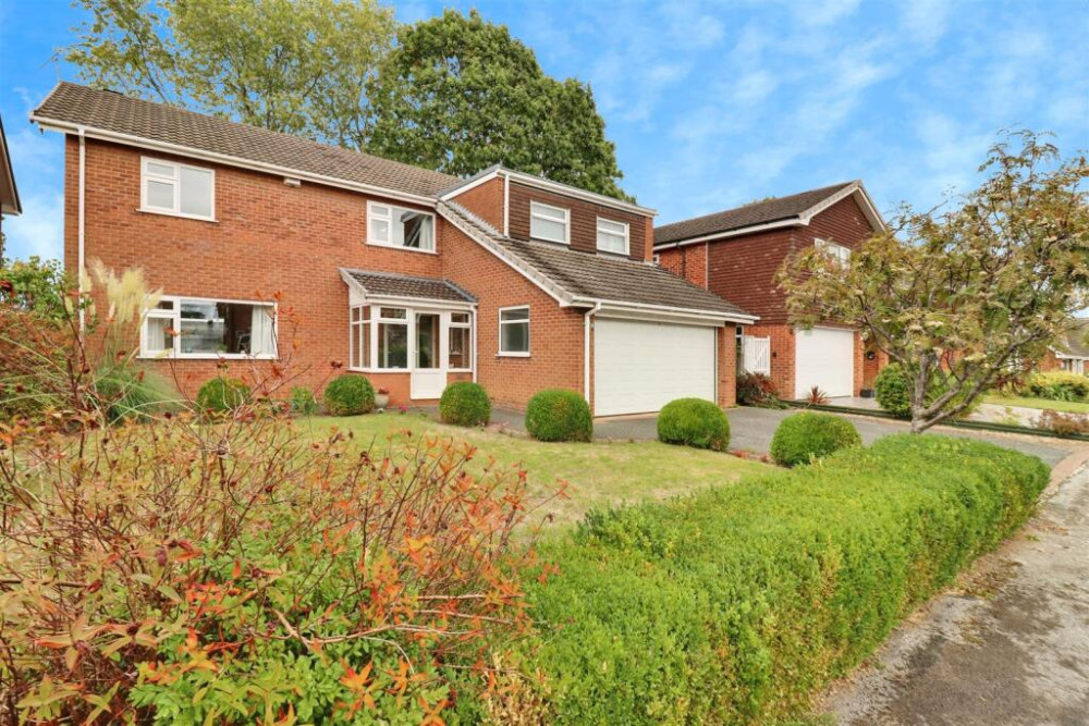 Spacious detached family home in Fields Drive, Sandbach. (Photos: Stephenson Browne) 