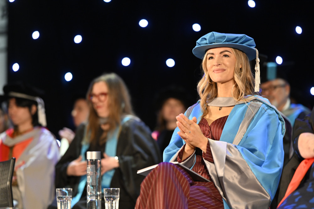 Leading sports broadcaster awarded honorary doctorate from Kingston University