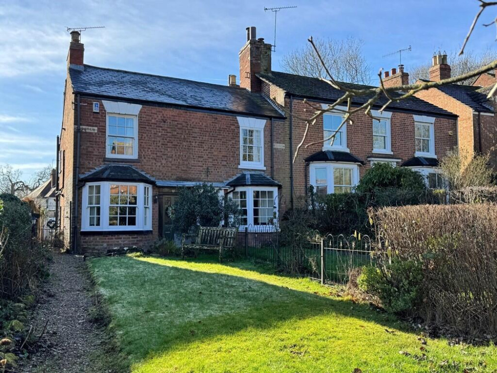 Our Property of the Week comes courtesy of Julie Philpot Residential