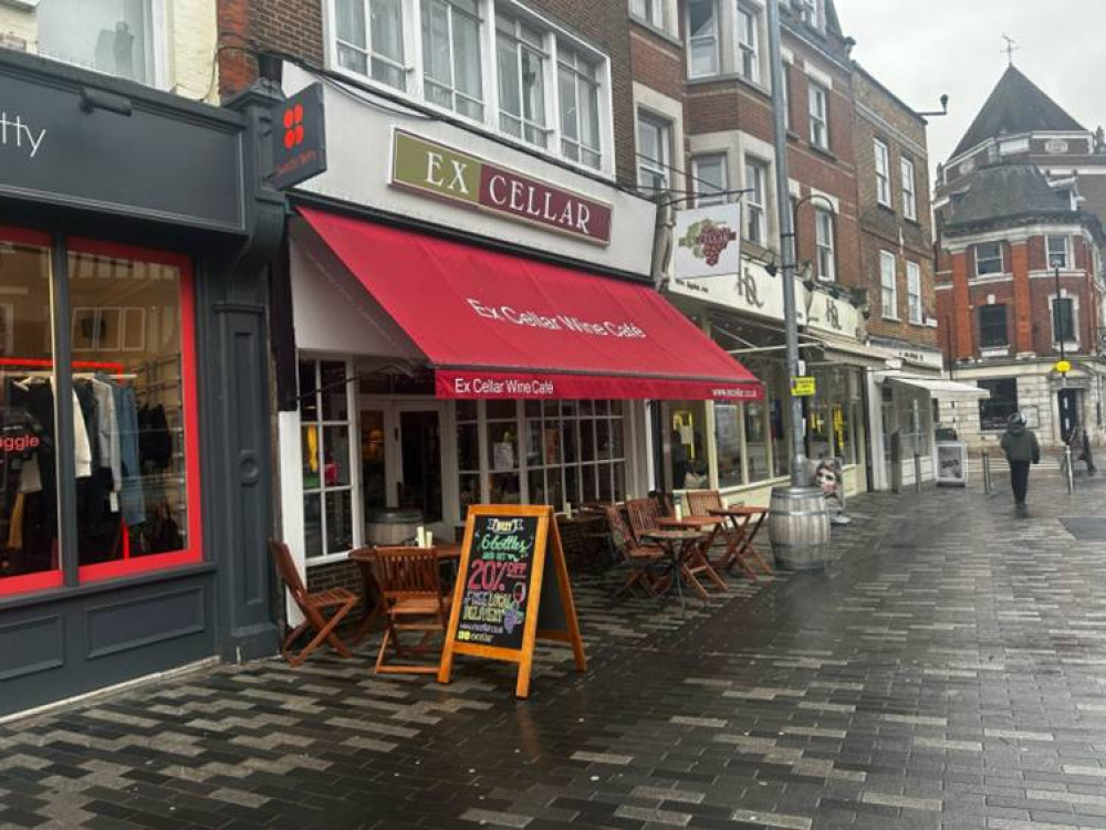 Rising US blues singer set to perform at Kingston wine cafe