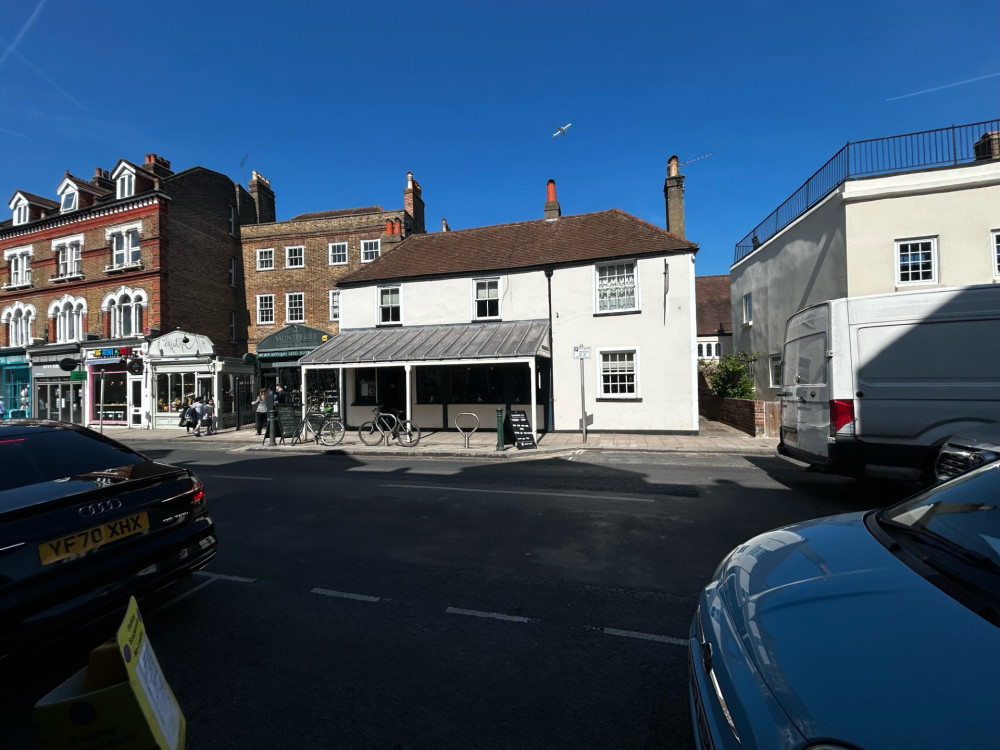 Teddington restaurant & winebar scoops top honours at Italian Awards 2026