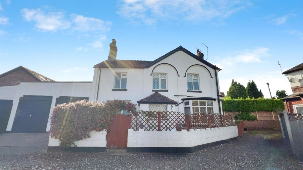 This week we are showcasing a two-bedroom cottage for sale in Newcastle-under-Lyme (images via Stephenson Browne)