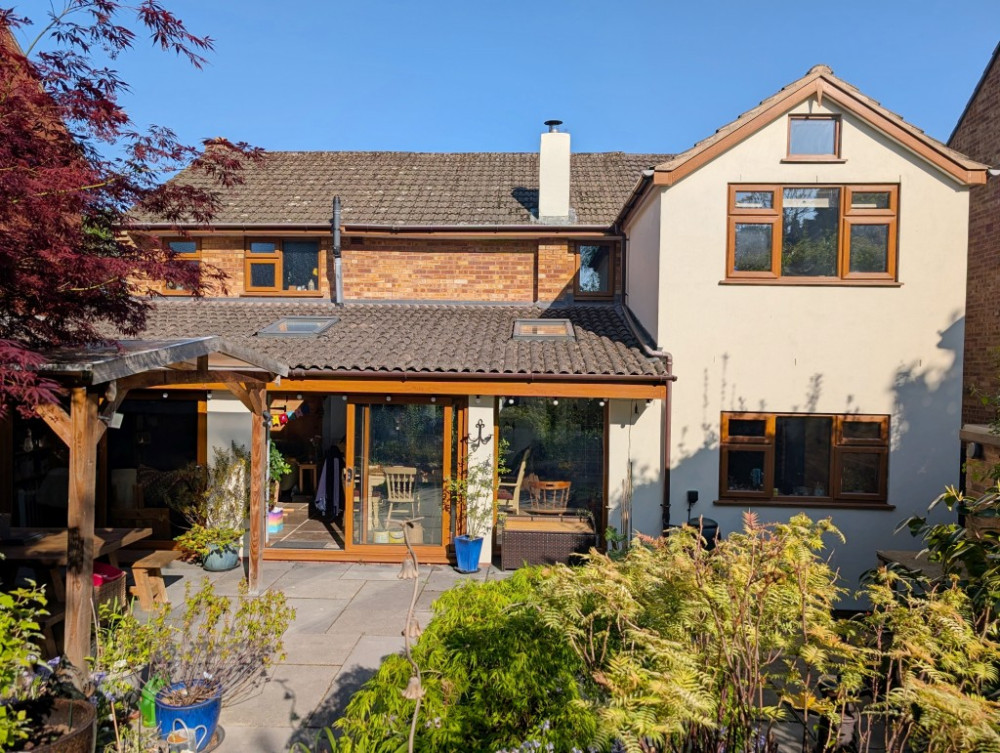 Our property for this week comes courtesy of our exclusive property sponsor Julie Philpot Residential