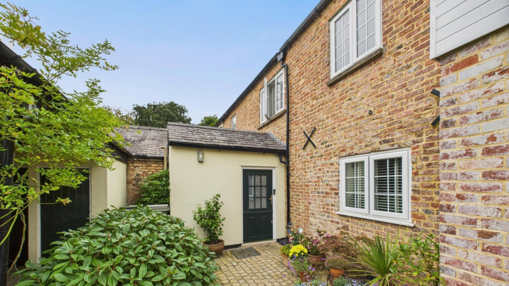 Lyme Green Mews, Robin Lane, Sutton (Credit: Bespoke by Northwood)
