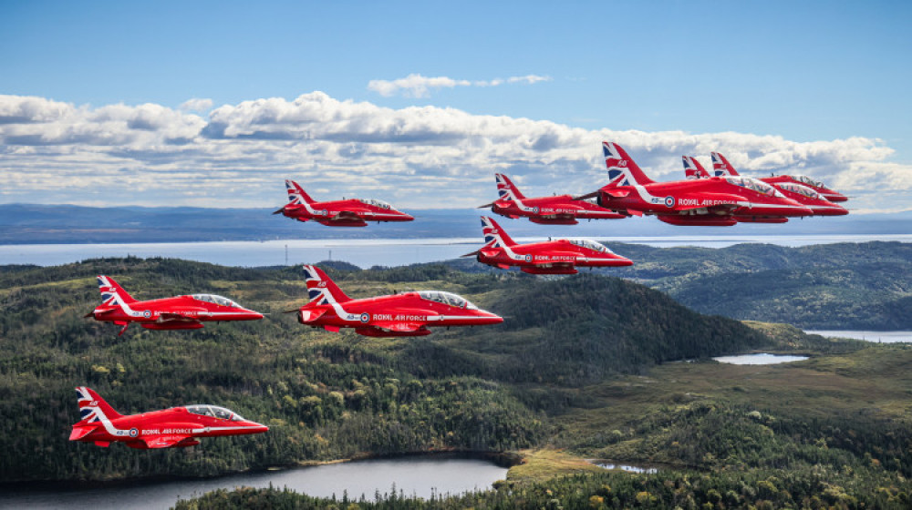 Red Arrows and Battle of Britain Memorial Flight heading to South Warwickshire this weekend
