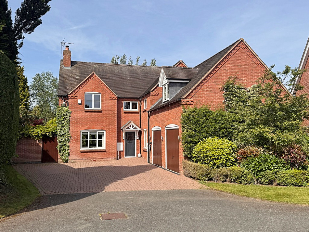 Check out our latest Property of the Week! (image via Julie Philpot Residential)