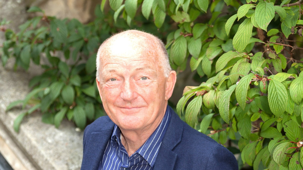 Wells Festival of Literature to host wine expert Oz Clarke