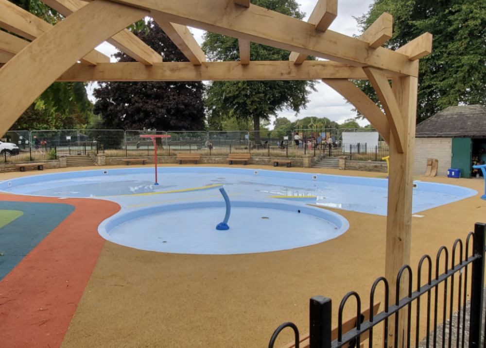 Warwick paddling pool on track for summer holiday opening