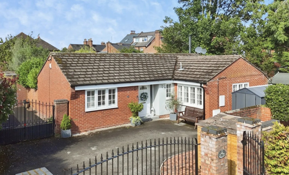 This week we have looked at ' a three-bedroom home on Gulistan Road  in Leamington' , currently available for £650,000.