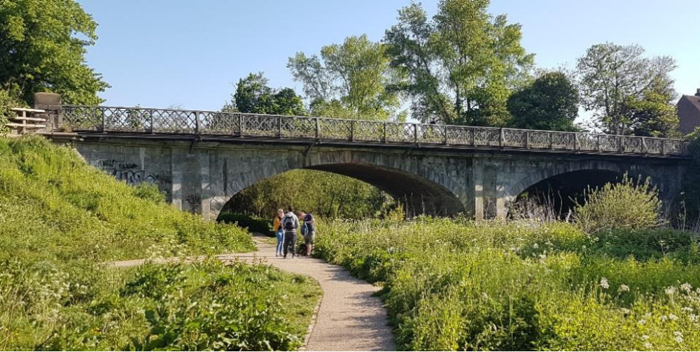 Backing for refurbishment of historic bridge between Warwick and Leamington