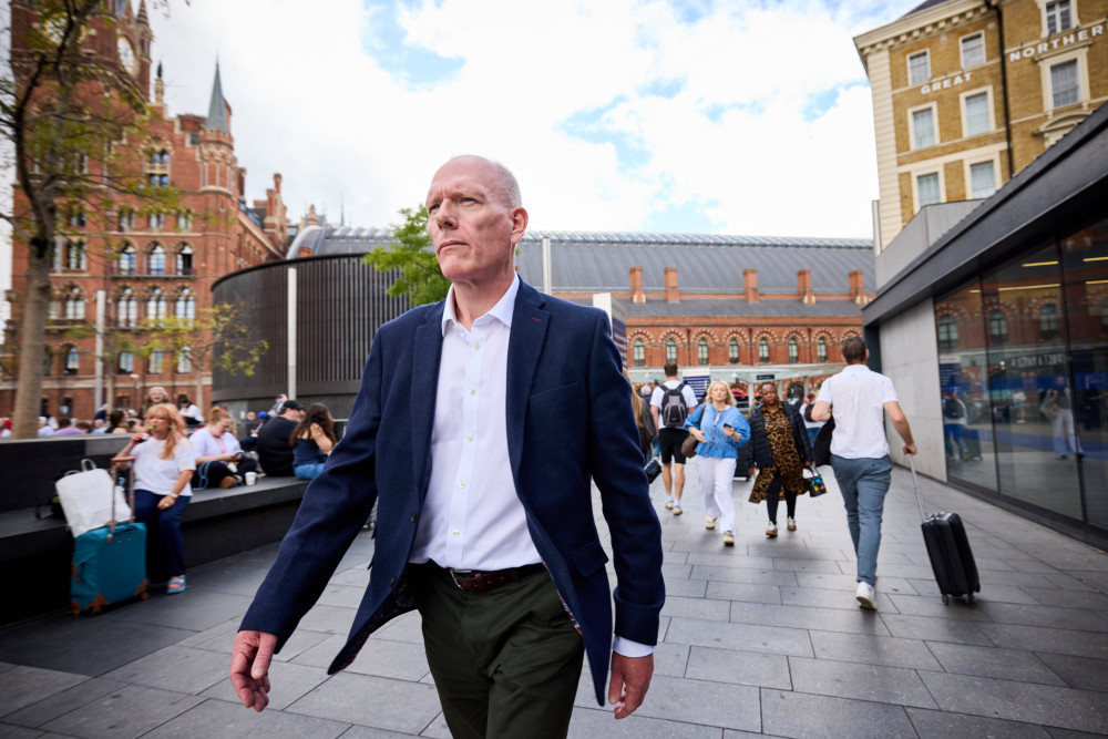 'I had one of the most dangerous jobs at MI6 - but couldn't tell my family'