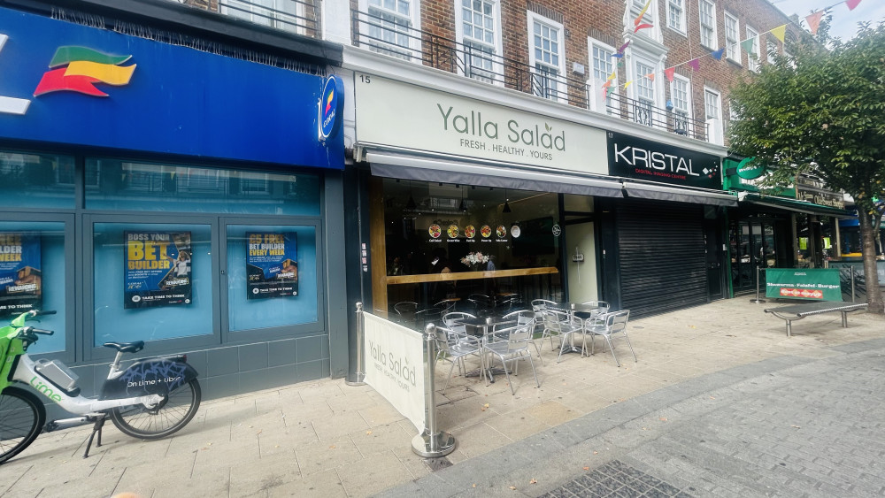 New salad bar opens in Kingston town centre