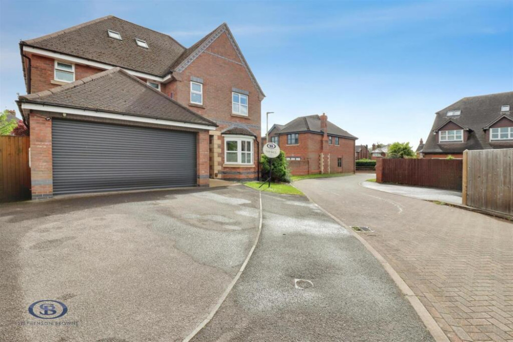 On the market is this spacious property in Blenheim Park, Sandbach. (Photos: Stephenson Browne) 